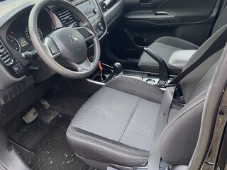 2019 Mitsubishi Outlander III Рестайлинг 3, чёрный, 2250000 рублей, вид 5