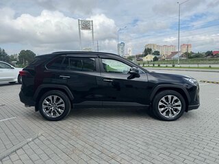 2020 Toyota RAV4 V (XA50), чёрный, 3416000 рублей, вид 5