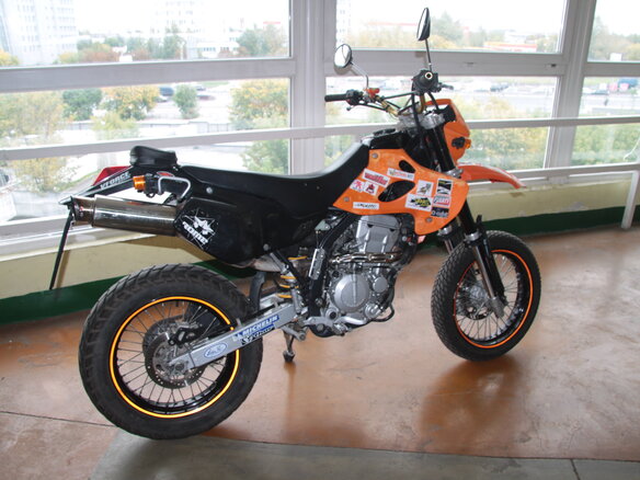 2002 Kawasaki D-tracker 250, оранжевый - вид 2