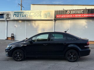 2018 Volkswagen Polo V Рестайлинг, чёрный, 1350000 рублей, вид 4