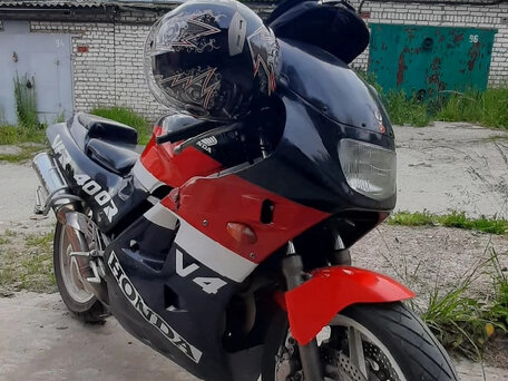 1992 Honda VFR 400, красный, 220000 рублей, вид 4