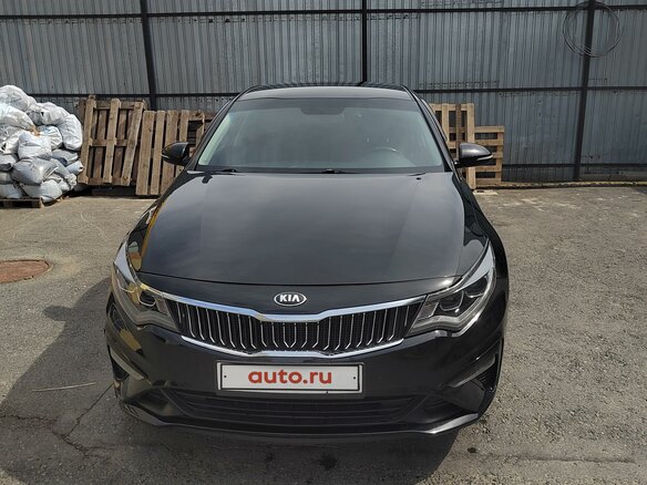 2019 Kia Optima IV Рестайлинг, чёрный - вид 1