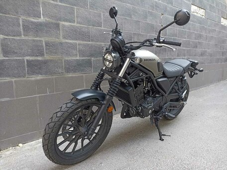 2023 Honda CL 300, серый, 699900 рублей, вид 4