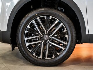 2026 Omoda C7, белый, 3099000 рублей, вид 5