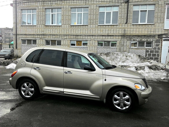 2002 Chrysler PT Cruiser, золотистый - вид 1