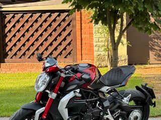 2016 MV Agusta Dragster 800, красный, 1320000 рублей, вид 3