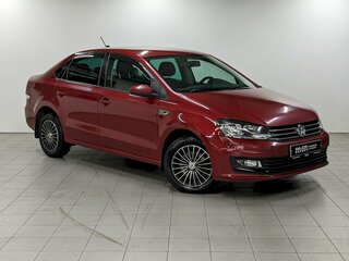 2018 Volkswagen Polo V Рестайлинг, красный, 940000 рублей, вид 3
