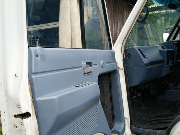 1992 Isuzu Elf (N-series), белый, 1100000 рублей - вид 5