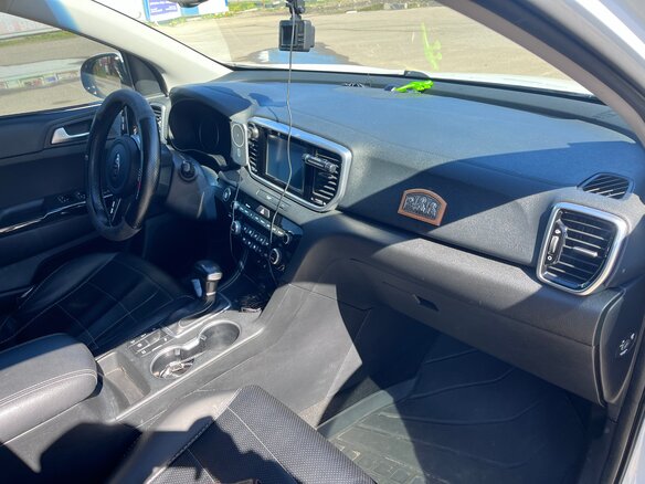 2019 Kia Sportage IV Рестайлинг, белый, 1800000 рублей - вид 5