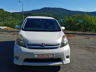 2010 Toyota ISis I Рестайлинг, белый, 1250000 рублей, вид 1