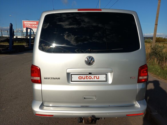 2012 Volkswagen Multivan T5 Рестайлинг, серебристый, 2850000 рублей - вид 5