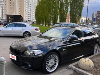 2016 BMW 5 серии 528i xDrive VI (F10/F11/F07) Рестайлинг, чёрный, 2350000 рублей, вид 1