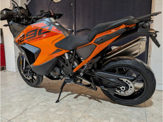 2023 KTM 1290 Super Adventure S, оранжевый, 1900000 рублей, вид 5