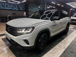 2021 Volkswagen Atlas I Рестайлинг, белый, 4590000 рублей, вид 3