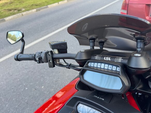 2011 Ducati Diavel Carbon, красный, 1200000 рублей - вид 8