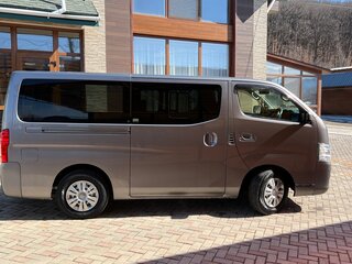 2014 Nissan NV350 Caravan I, серый, 2200000 рублей, вид 5