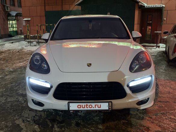 2013 Porsche Cayenne S Diesel II (958), белый - вид 2
