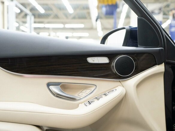 2017 Mercedes-Benz GLC 250 I (X253), синий, 2985000 рублей - вид 8