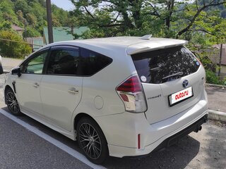 2015 Toyota Prius Alpha I (ZVW40/41) Рестайлинг, белый, 1500000 рублей, вид 3