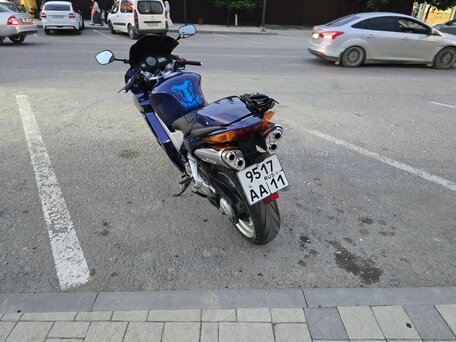 2005 Honda VFR 800, синий, 450000 рублей, вид 2