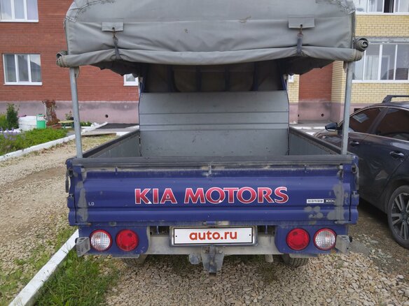 2011 Kia Bongo, синий, 2000000 рублей - вид 4