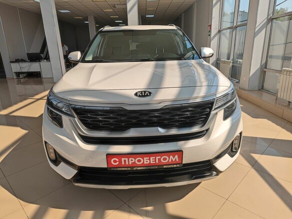 2020 Kia Seltos I, белый - вид 2