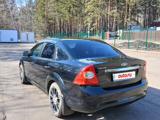 2009 Ford Focus II Рестайлинг, чёрный, 500000 рублей, вид 4