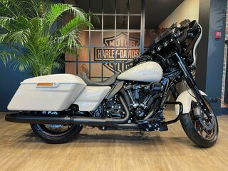 2023 Harley-Davidson Street Glide ST, серебристый, 3740000 рублей, вид 1