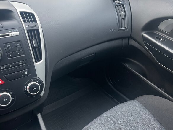 2010 Kia Ceed I Рестайлинг, красный, 650000 рублей - вид 7