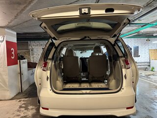 2010 Toyota Estima III Рестайлинг, белый, 1700000 рублей, вид 5