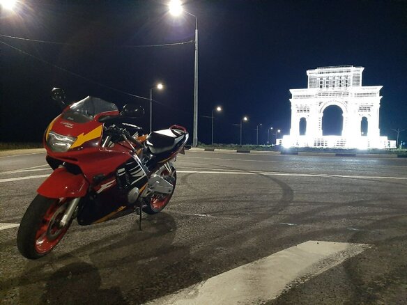 1993 Honda CBR 600F, чёрный, 330000 рублей - вид 2