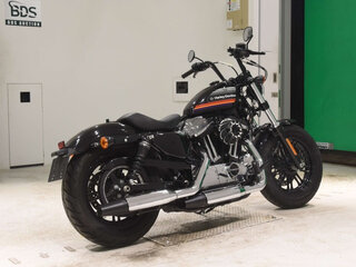 2019 Harley-Davidson Sportster 1200, чёрный, 1000000 рублей, вид 4