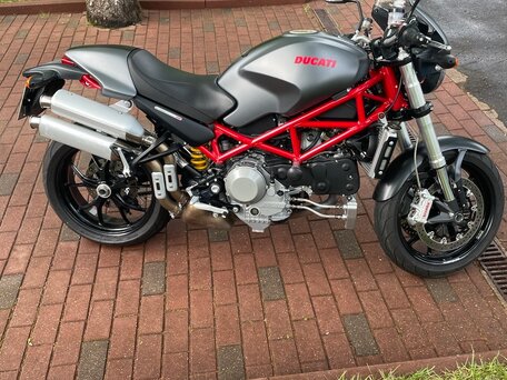 2006 Ducati Monster S4, серый, 1500000 рублей, вид 1