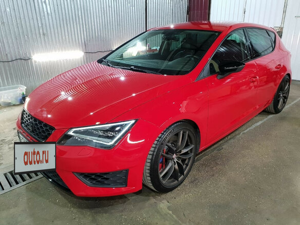2014 SEAT Leon III, красный - вид 1