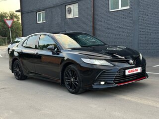 2021 Toyota Camry VIII (XV70) Рестайлинг, чёрный, 2999000 рублей, вид 5