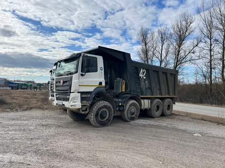 2021 Tatra T 158 Phoenix, белый, 15000000 рублей, вид 2