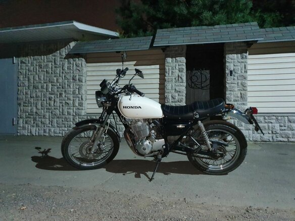 2005 Honda CB 400SS, белый, 330000 рублей - вид 3