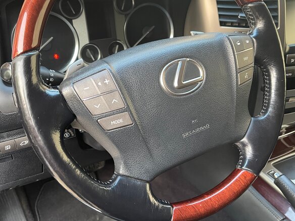 2015 Lexus LX 570 III Рестайлинг, чёрный, 5500000 рублей - вид 9
