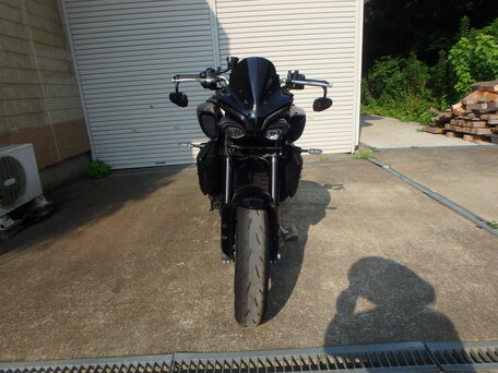 2022 Yamaha MT-10, чёрный, 1700000 рублей, вид 2