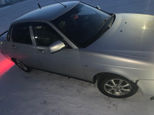 2013 Lada (ВАЗ) Priora I Рестайлинг, серебристый, 325000 рублей - вид 1
