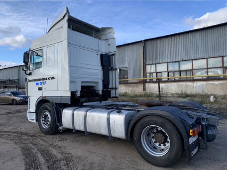 2009 DAF XF 105, белый, 1500000 рублей, вид 3