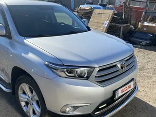 2011 Toyota Highlander II (XU40) Рестайлинг, серый, 2350000 рублей, вид 4