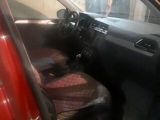 2020 Volkswagen Tiguan II, пурпурный, 3000000 рублей, вид 5