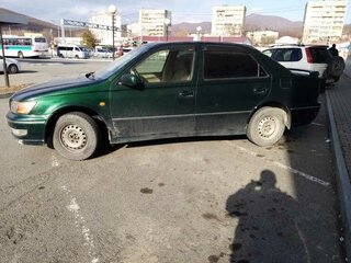 1998 Toyota Vista V (V50), зелёный, 480000 рублей, вид 2