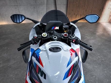 2026 BMW M 1000 RR, белый, 4000000 рублей, вид 5