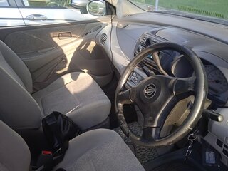2002 Nissan Tino, серебристый, 260000 рублей, вид 4