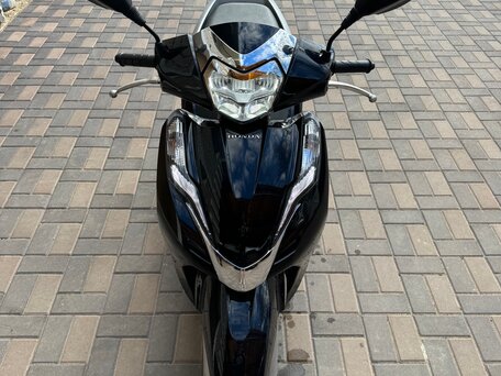 2018 Honda Lead 125, чёрный, 259000 рублей, вид 1