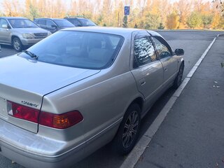 1989 Toyota Camry II (V20), серый, 580000 рублей, вид 3