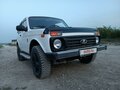 2010 Lada (ВАЗ) 2121 (4x4) I Рестайлинг, белый, 715000 рублей - вид 6