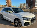 2019 Audi Q8 55 TFSI I (4M), белый, 5850000 рублей - вид 2